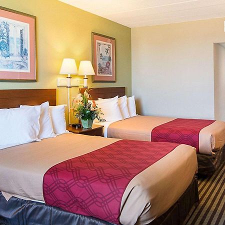 Ocean27 Hotel Virginia Beach Eksteriør billede